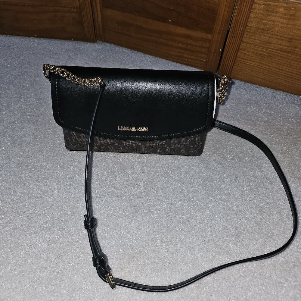 Michael Kors logo flap crossbody